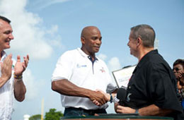 Commissioner Diaz honors Orlando 'El Duque' Hernandez at retirement ceremony celebration.