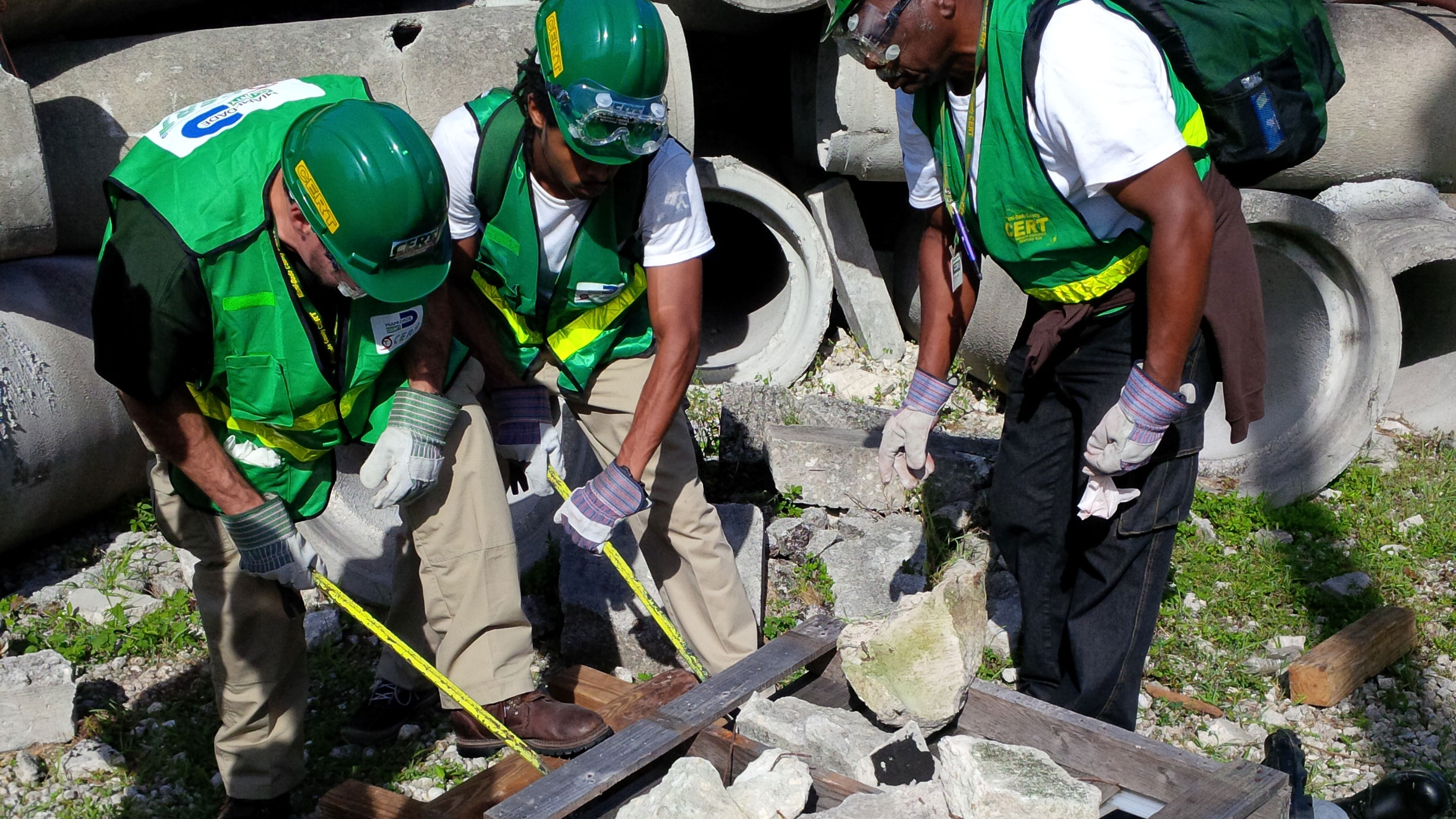 Members of the Community Emergency Response Team handling an emergency