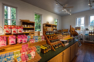 Fruit & Spice Park gift shop