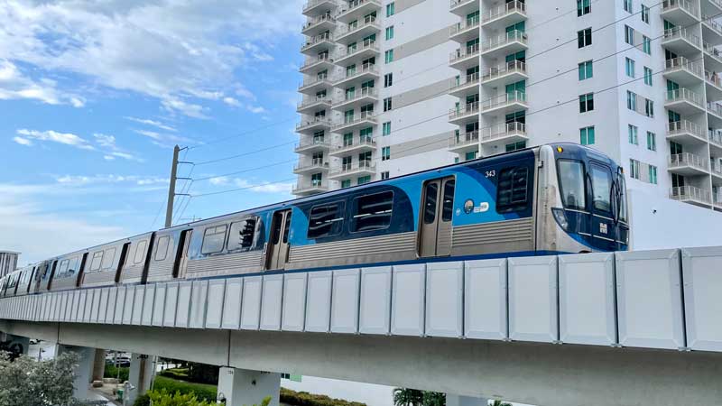 metromover/rail