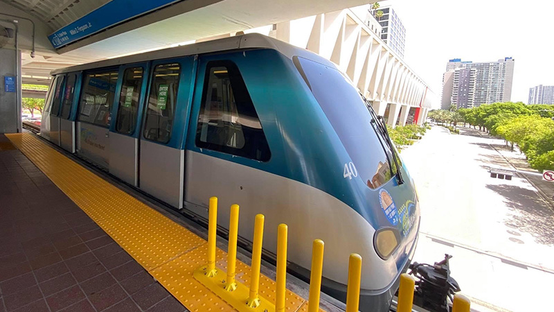 Image of the metromover.