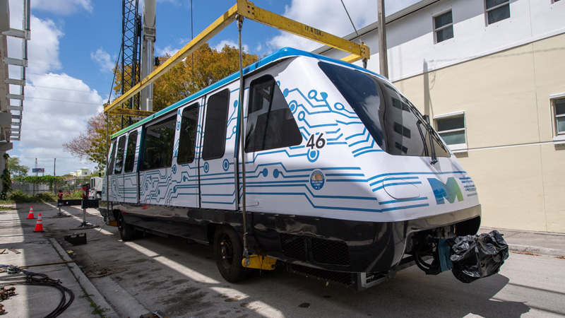 Image of the metromover.