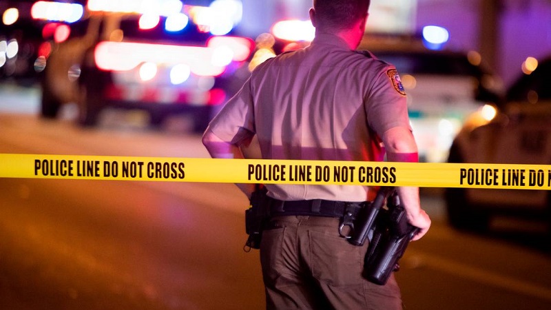 Police officer during an emergency