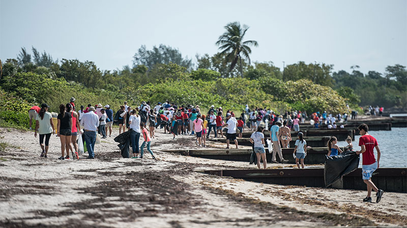 Baynanza volunteers.