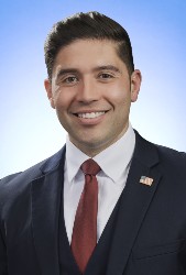 Headshot of Roberto J. Gonzalez